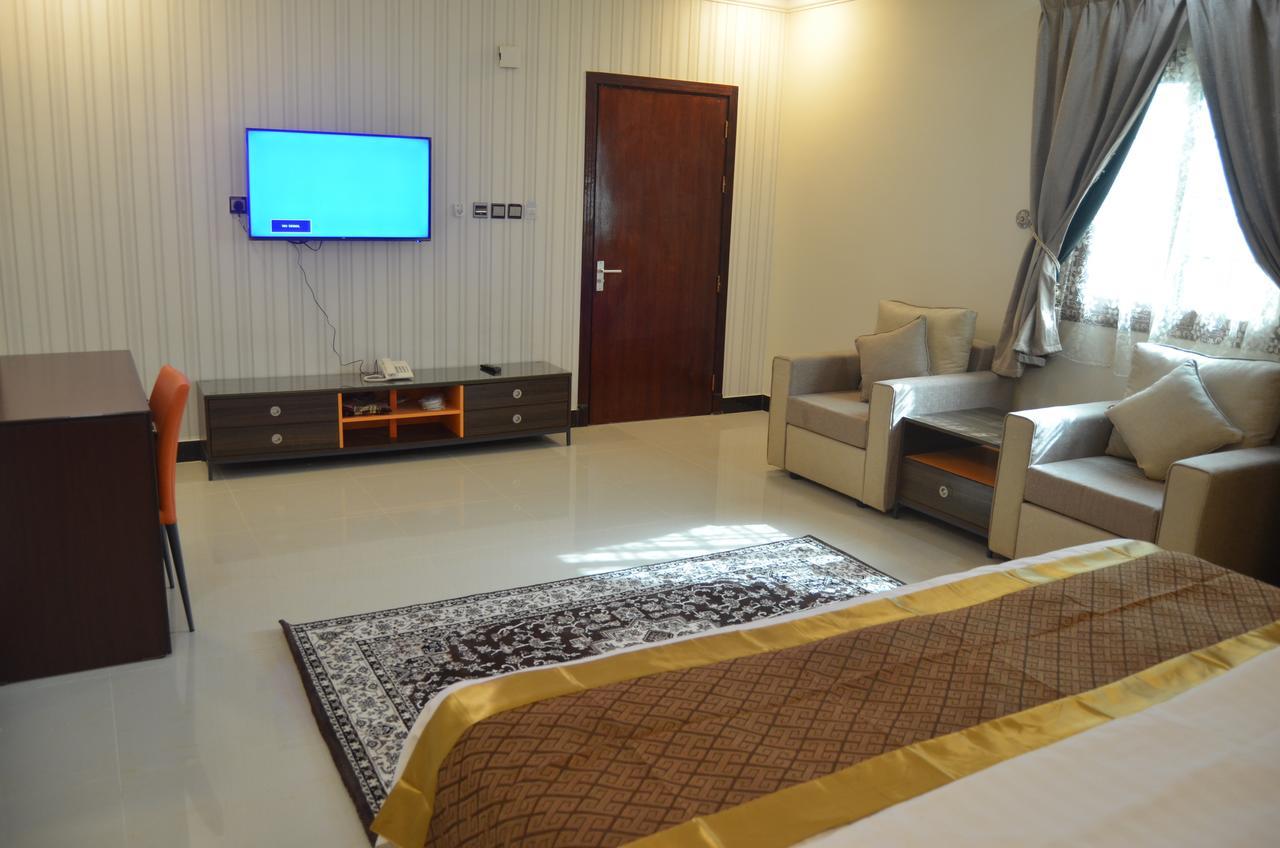 Almanzel Althahabi Aparthotel ดัมมัม ภายนอก รูปภาพ